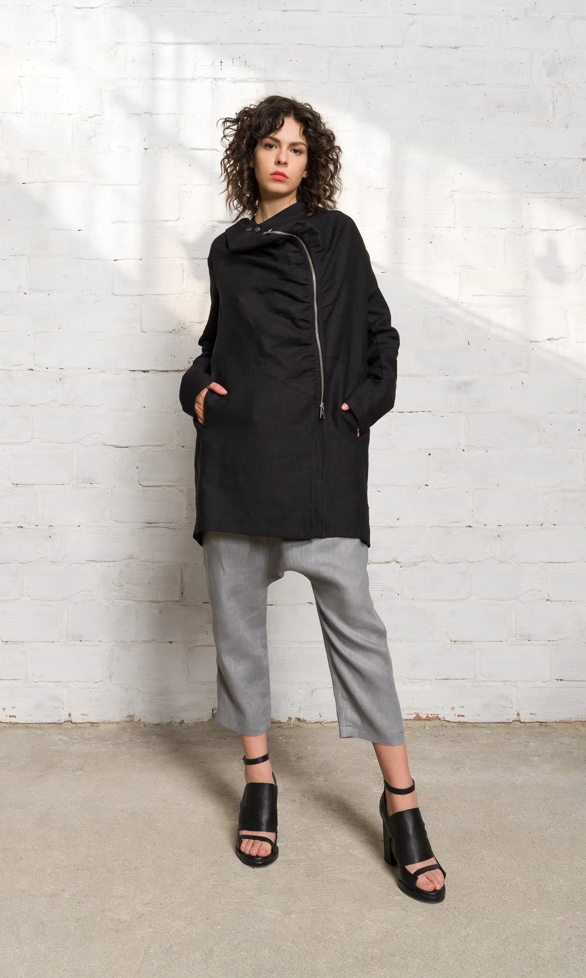 Asymmetric Zipper Closure Linen Jacket