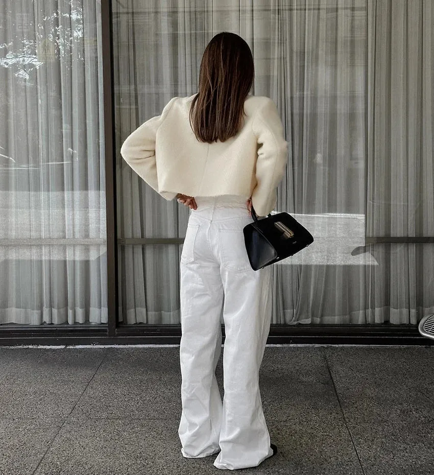 Elegant Structured Cropped Jacket